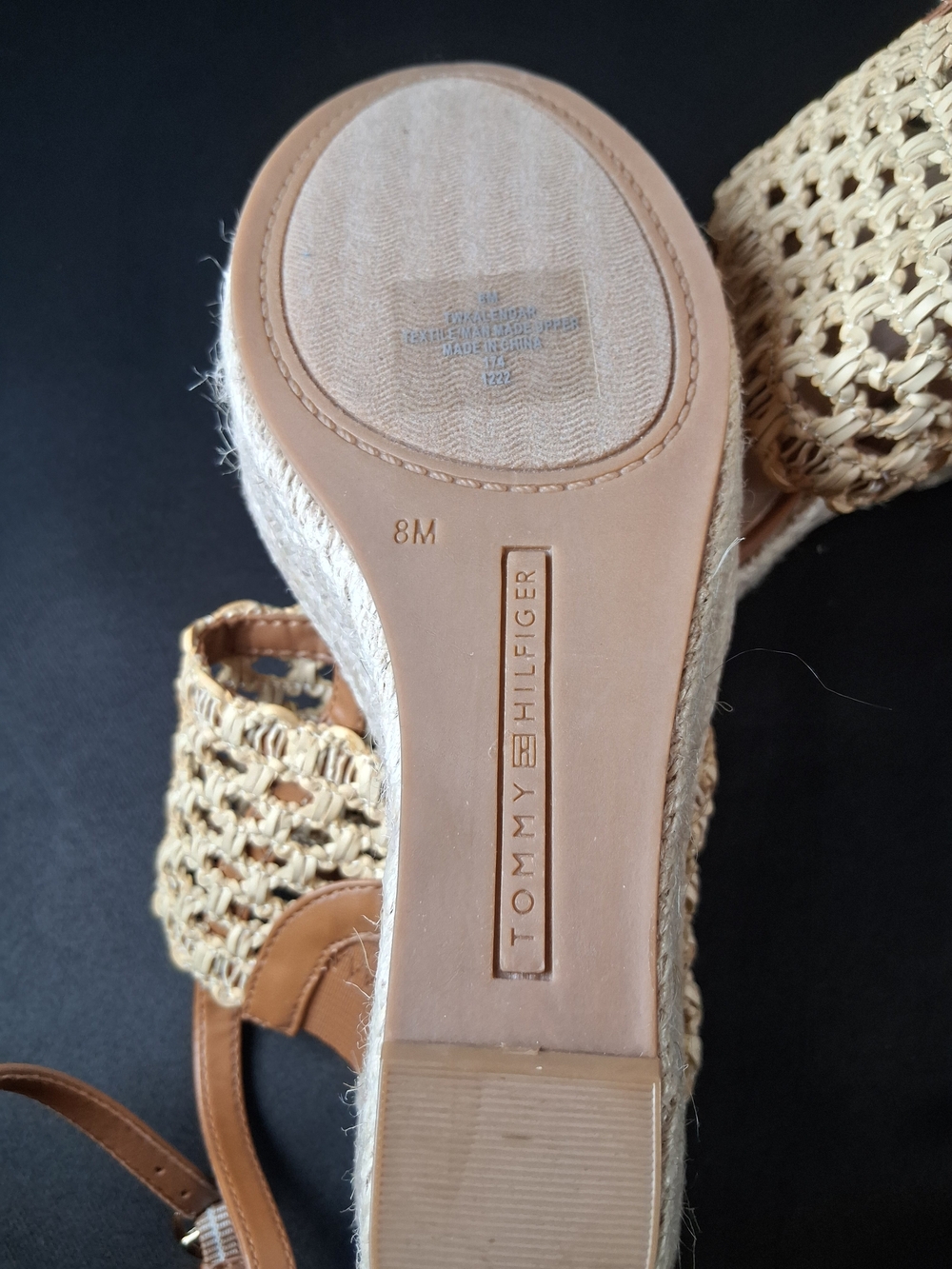 SKU99 Tommy Hilfiger Tan and Natural Crochet Espadrille Wedge Sandals Size 8 - Picture 4 of 6